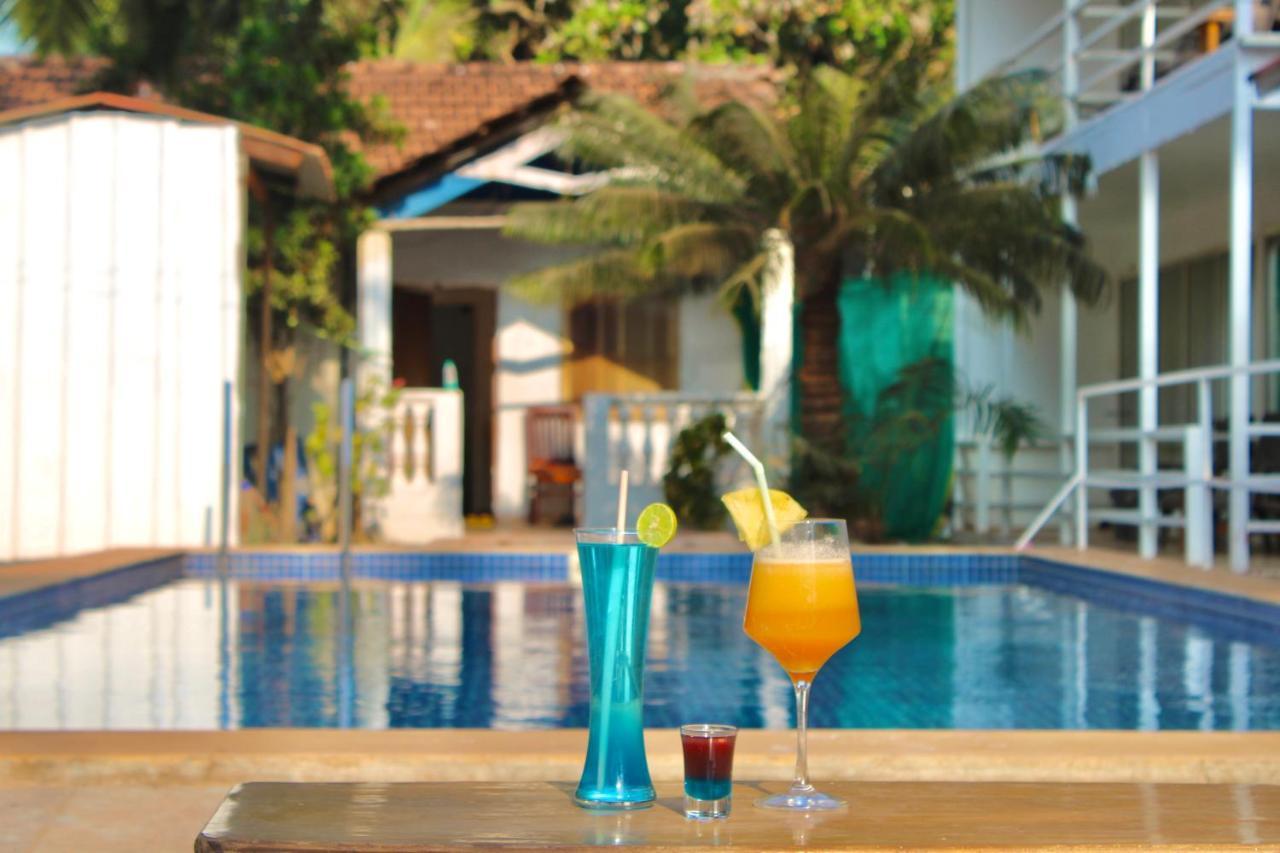 Arabian Sea Beach Resort Morjim Exterior photo