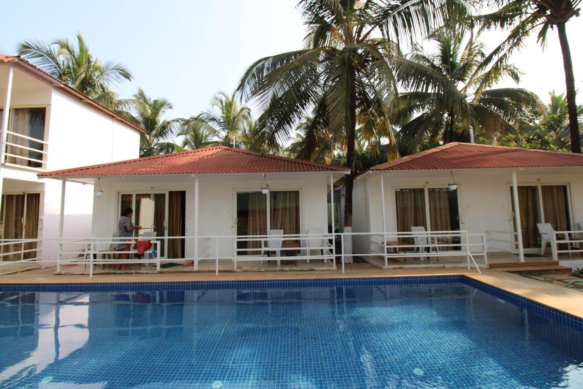 Arabian Sea Beach Resort Morjim Exterior photo