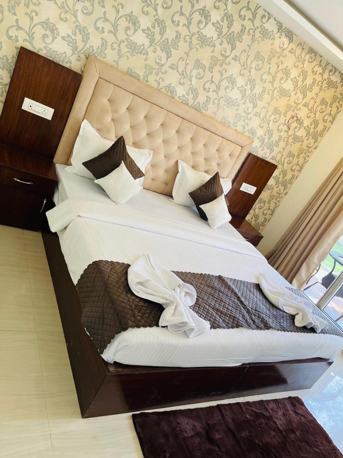 Arabian Sea Beach Resort Morjim Exterior photo