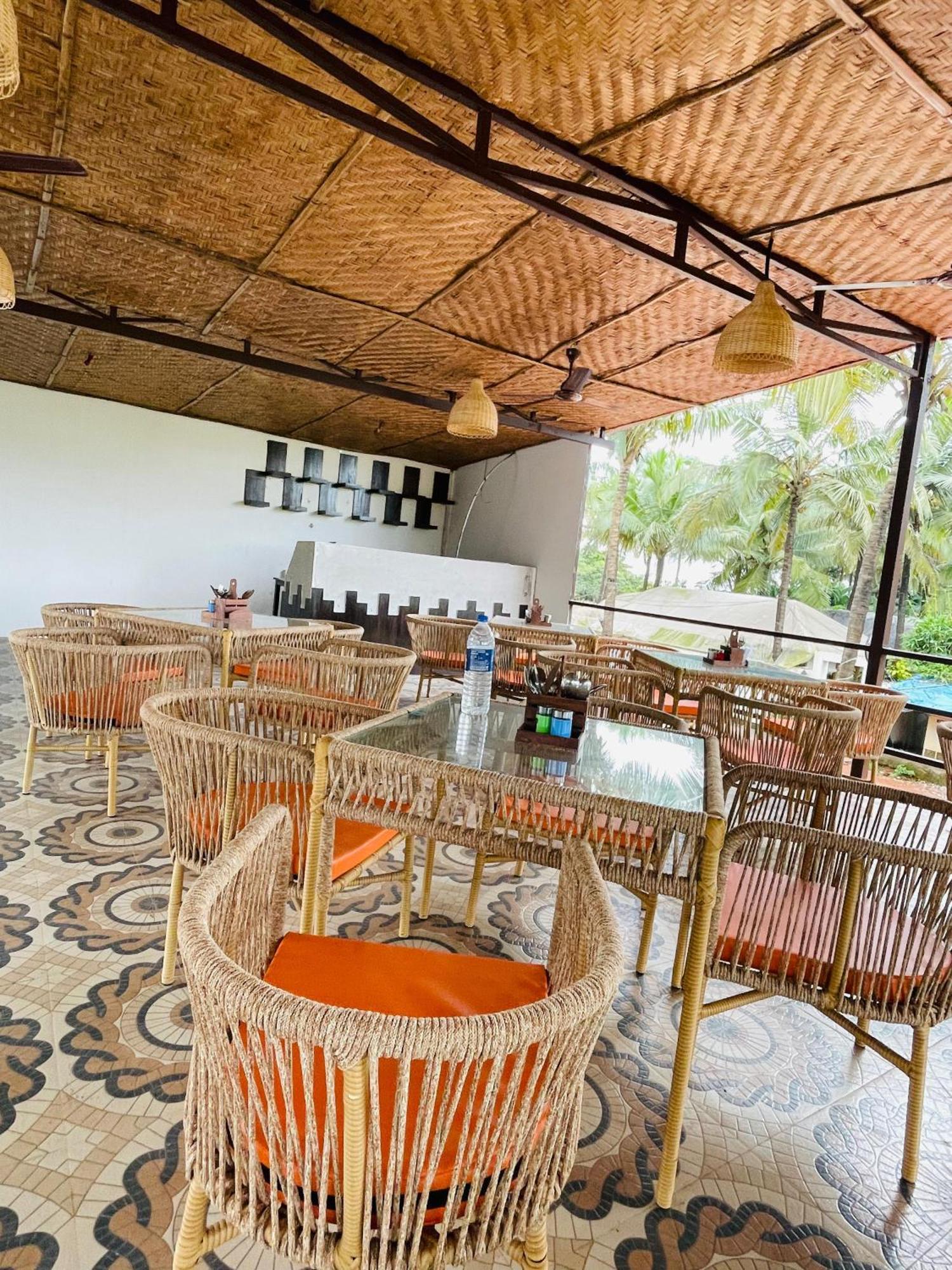 Arabian Sea Beach Resort Morjim Exterior photo